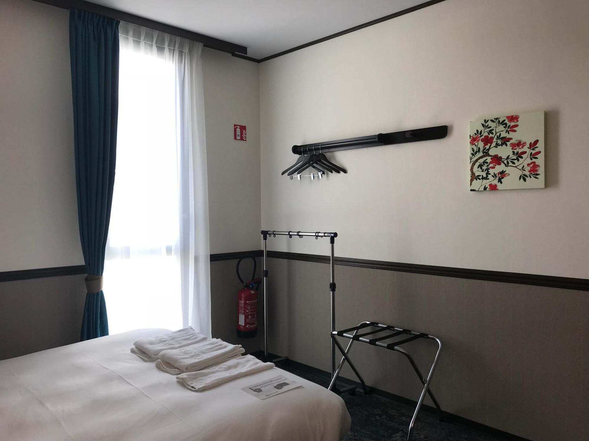 Toyoko Saint Charles Hotel 3*